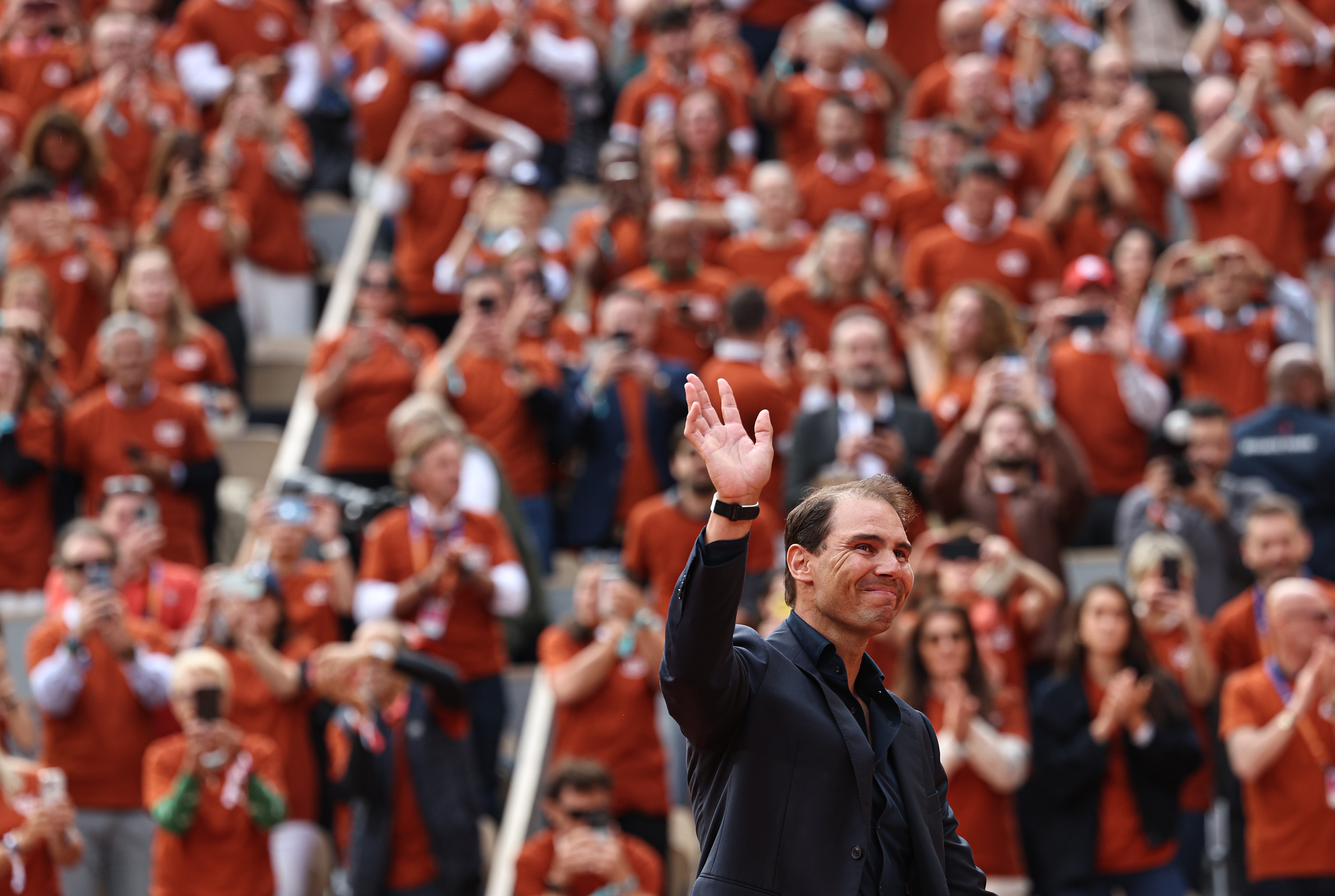 包含英国网球队血洗意大利网球队，纳达尔完成帽子戏法的词条