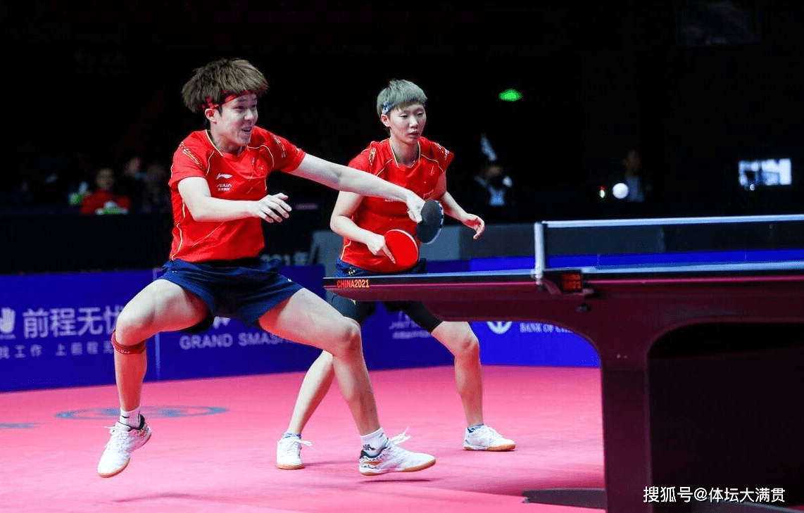 英格兰队横扫日本队，奥恰洛夫带队取胜