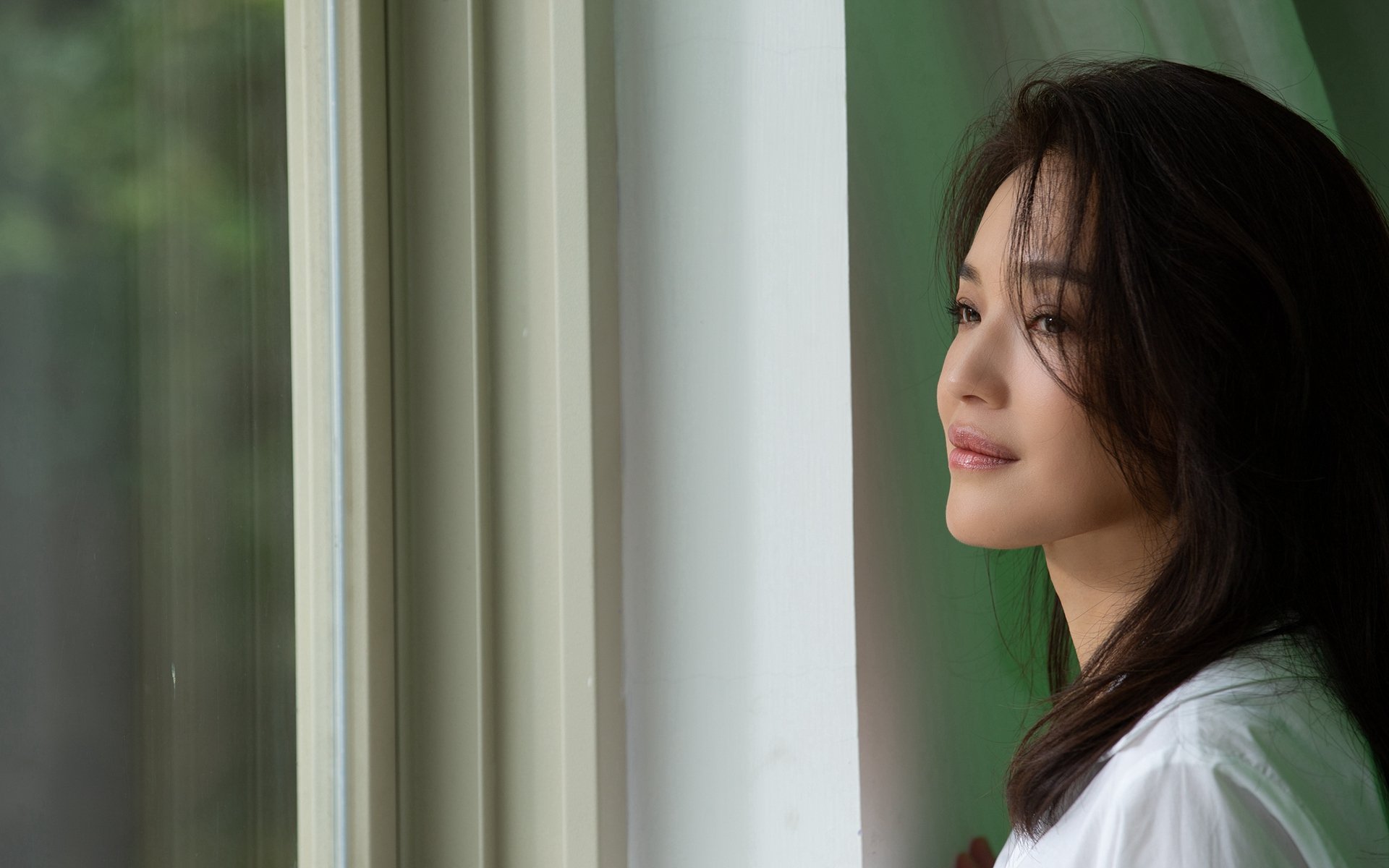 沙特奇迹，周冠宇率哈斯上演史诗逆转，力克阿斯顿马丁夺首冠