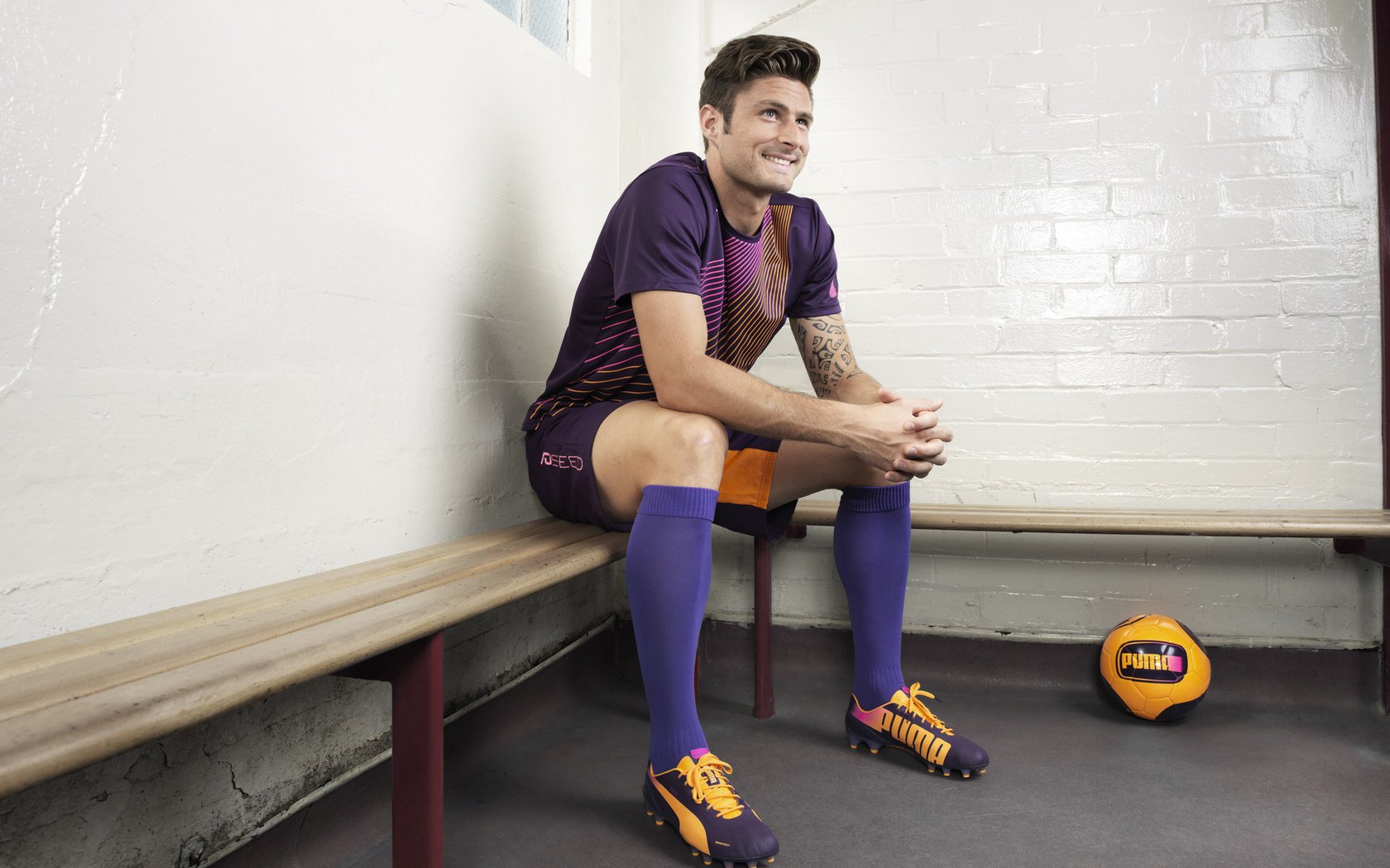 钢铁防线对阵南美尖刀,一场改写世界排名的战术绞杀战