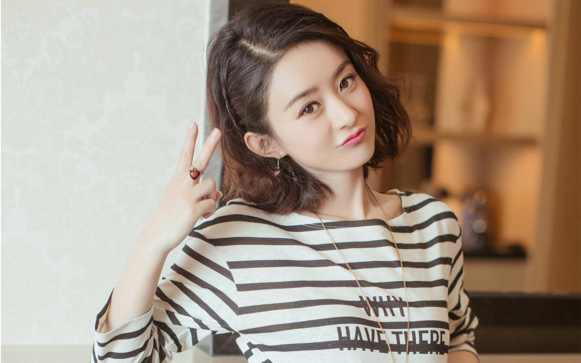 平行宇宙的篮球宣言，从明尼苏达的狼群咆哮到非洲雄狮的独自称王